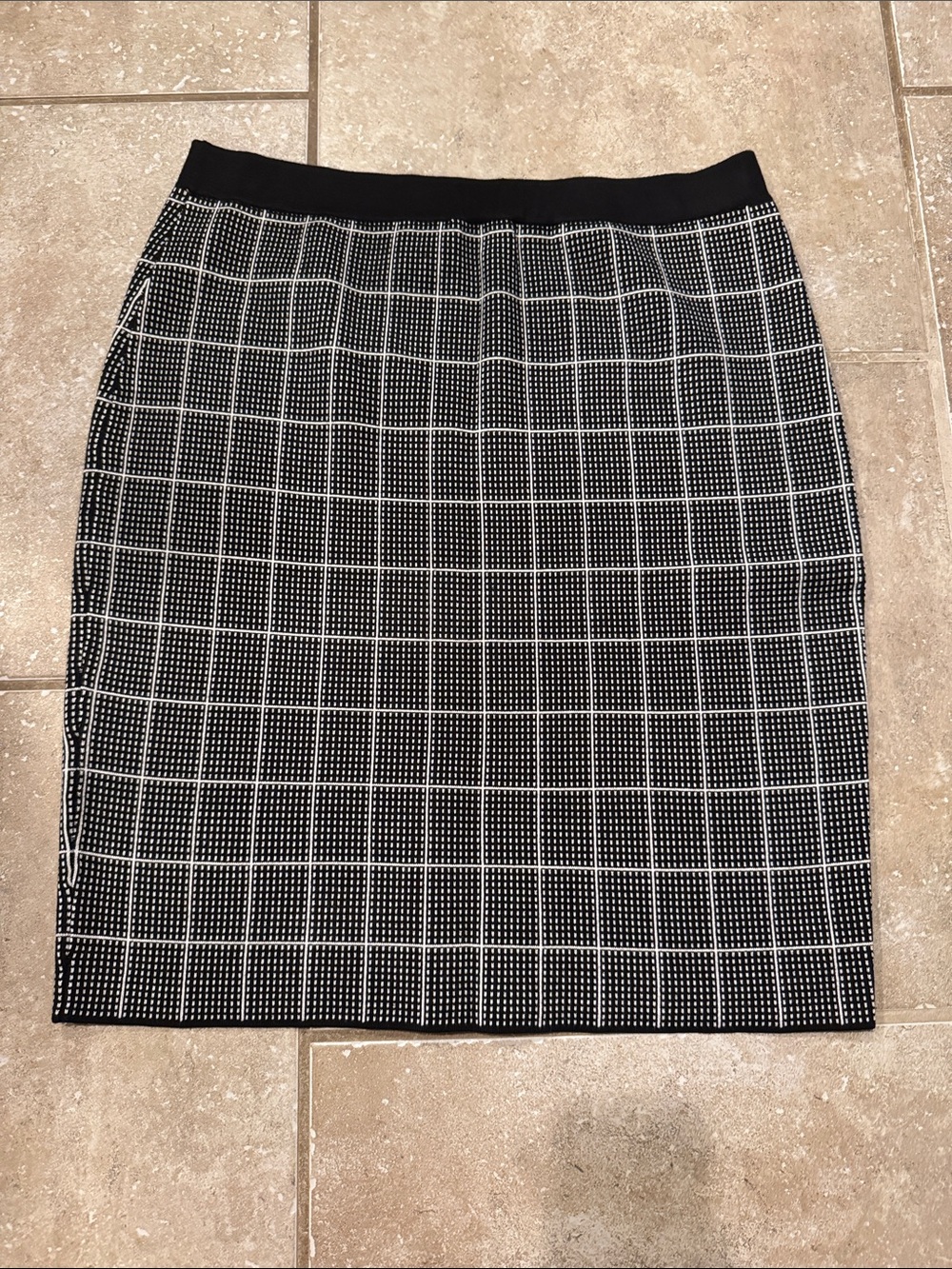 White House Black Market Black & White Grid Sweater Pencil Skirt
